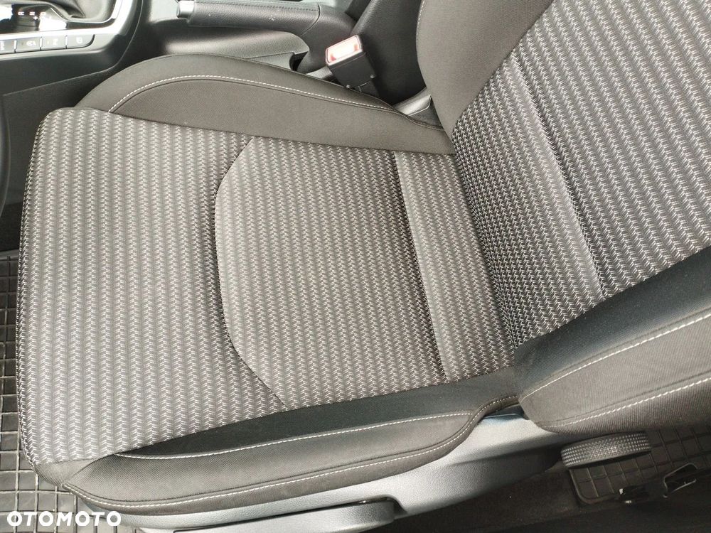 Kia XCeed 1.5 T-GDI M DCT - 12