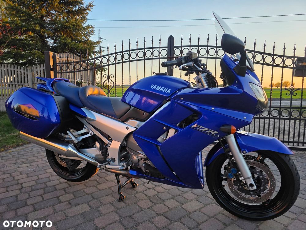 Yamaha FJR - 22