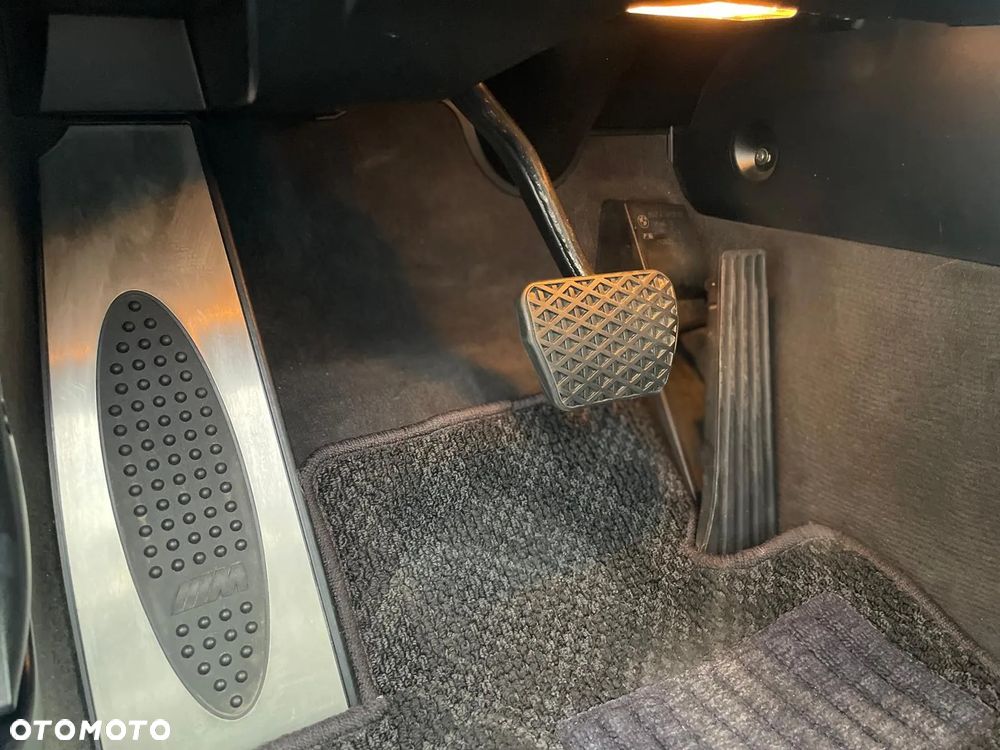 BMW Seria 5 530i - 29