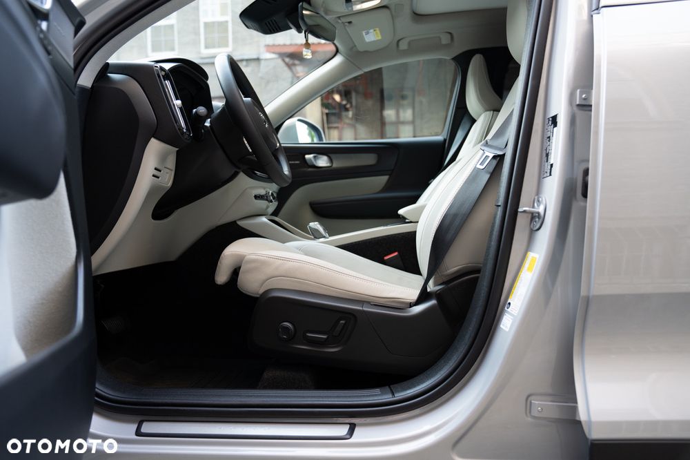 Volvo XC 40 B5 AWD Ultimate Bright - 14