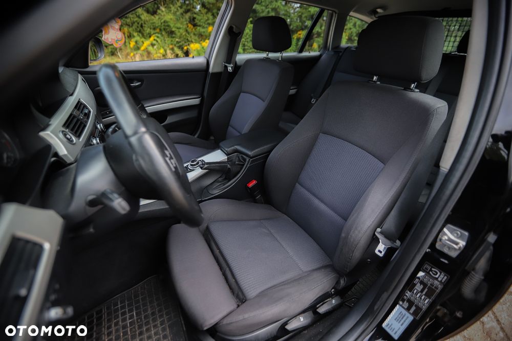 BMW Seria 3 318d - 7