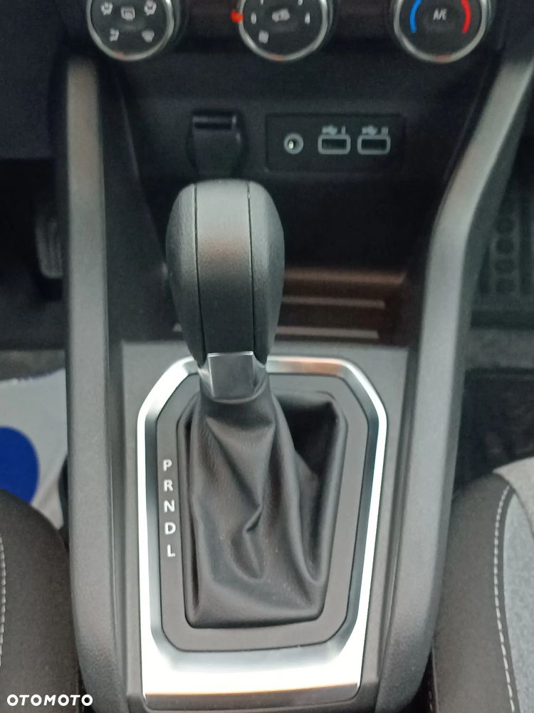 Renault Clio TCe 90 X-tronic EVOLUTION - 9
