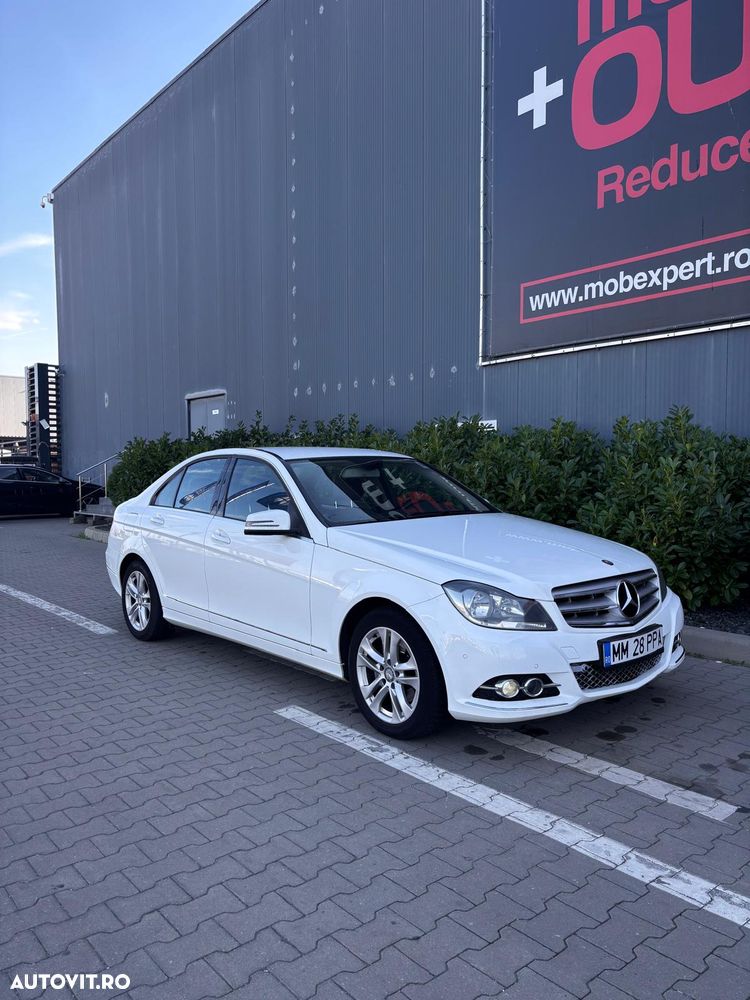 Mercedes-Benz C-Class 2013 photo 2