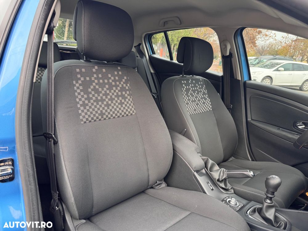 Renault Megane ENERGY dCi 110 Start & Stop Paris Business - 11