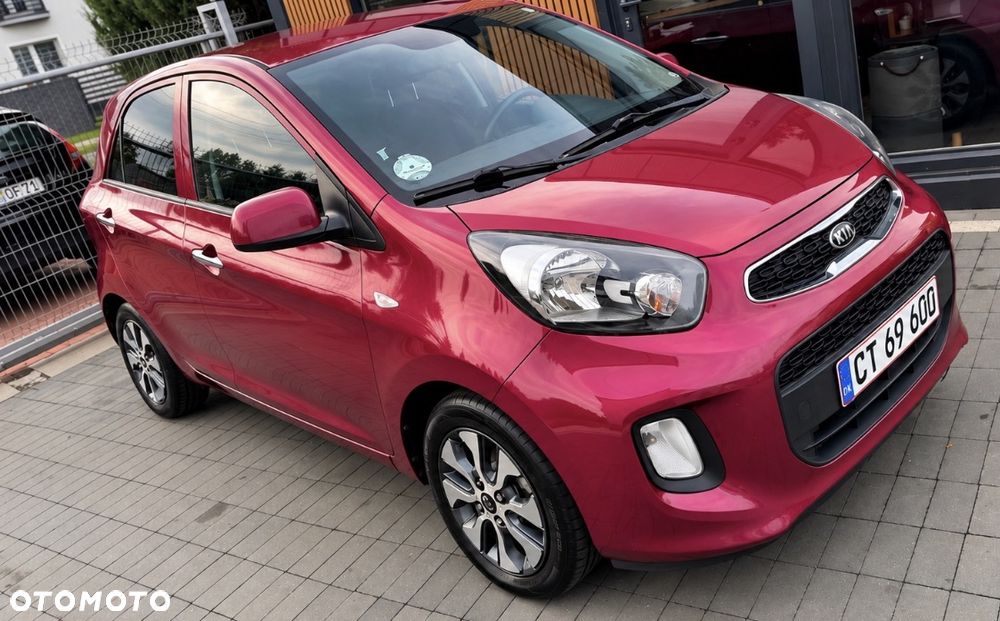 Kia Picanto 1.0 Fifa World Cup Edition - 2