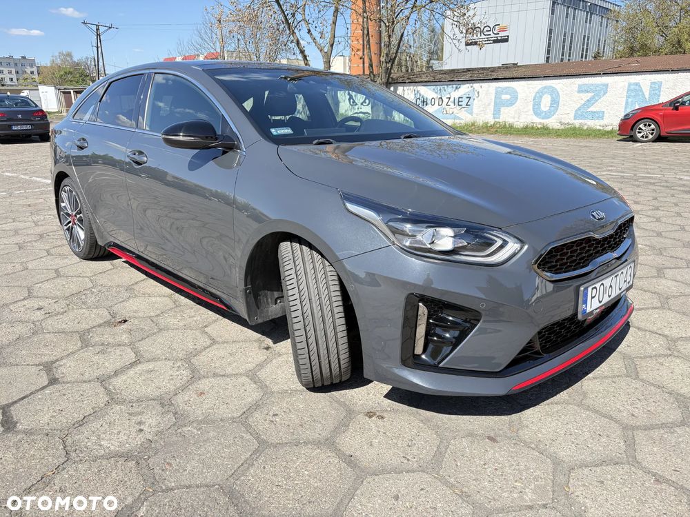 Kia ProCeed - 2