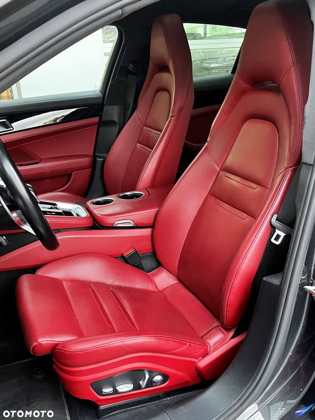 Porsche Panamera - 18