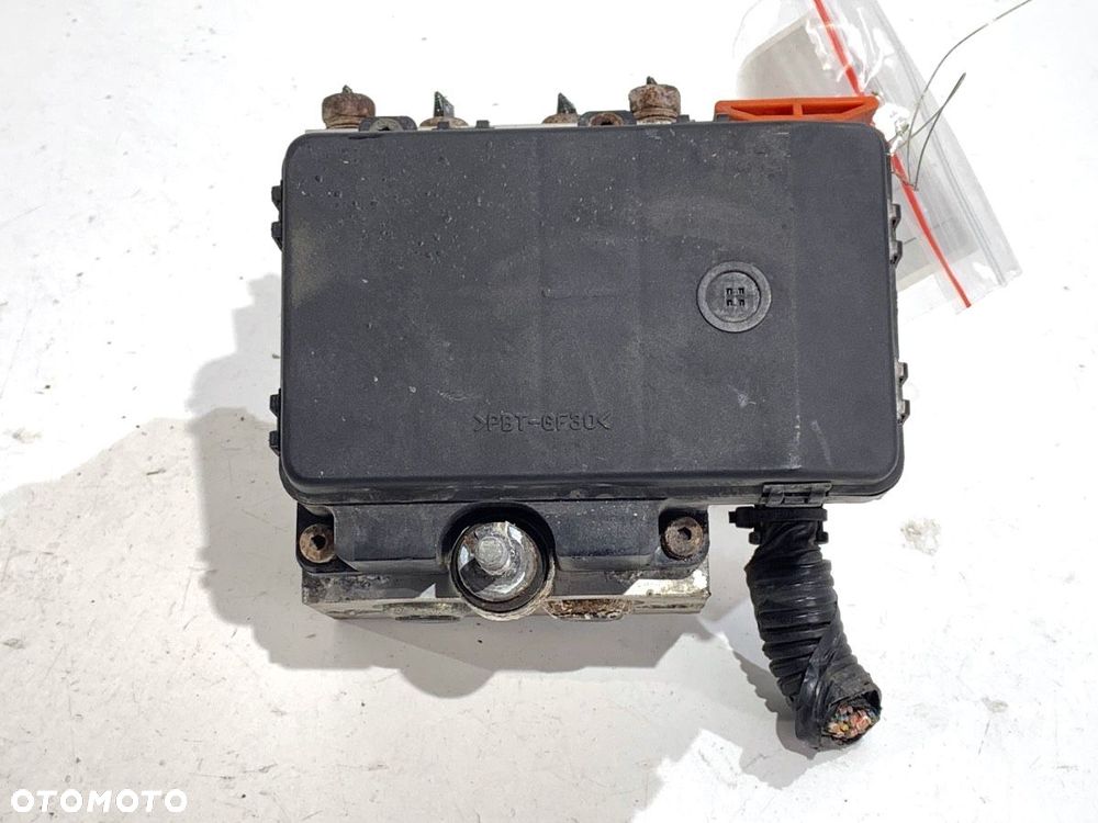 POMPA ABS  HONDA JAZZ II (GD_, GE3, GE2) 2001 - 2008 1.3 iDSi (GD1) 61 kW [83 KM] benzyna 2002 - - 4