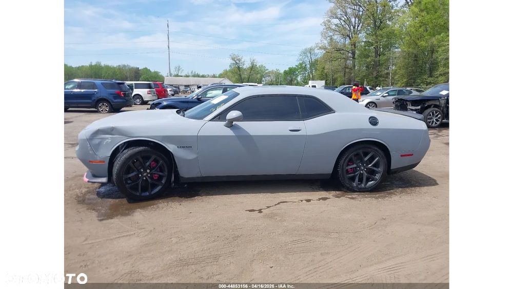 Dodge Challenger 5.7 R/T - 4
