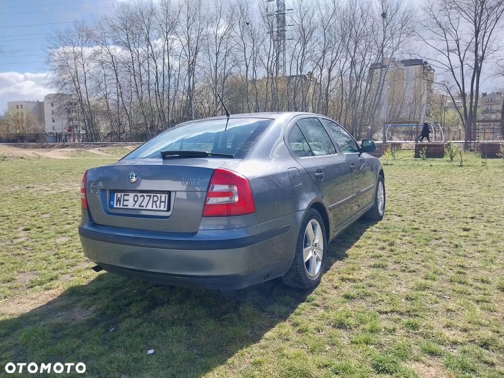 Skoda Octavia 1.6 Active - 9
