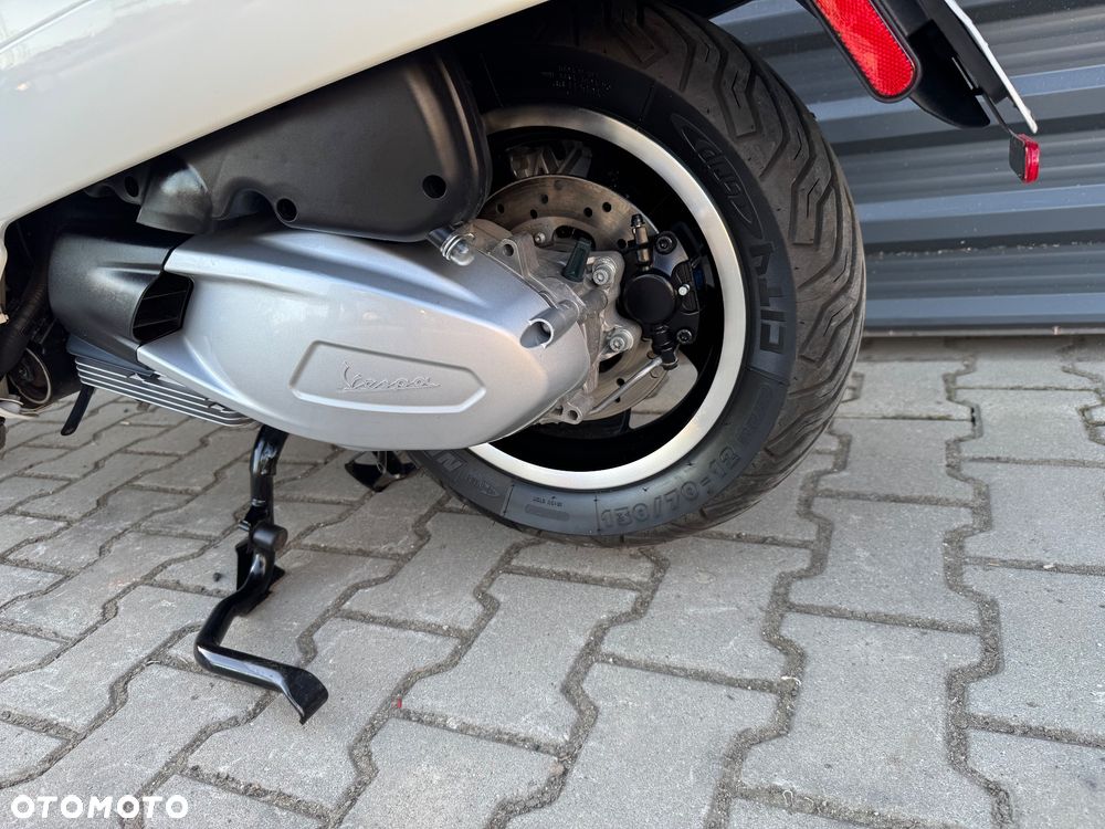 Piaggio Vespa - 20