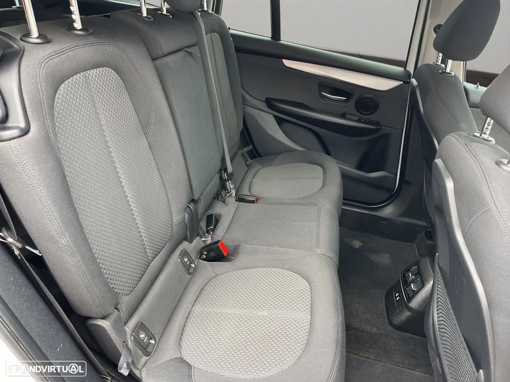 BMW 216 Gran Tourer i 7L Advantage - 19