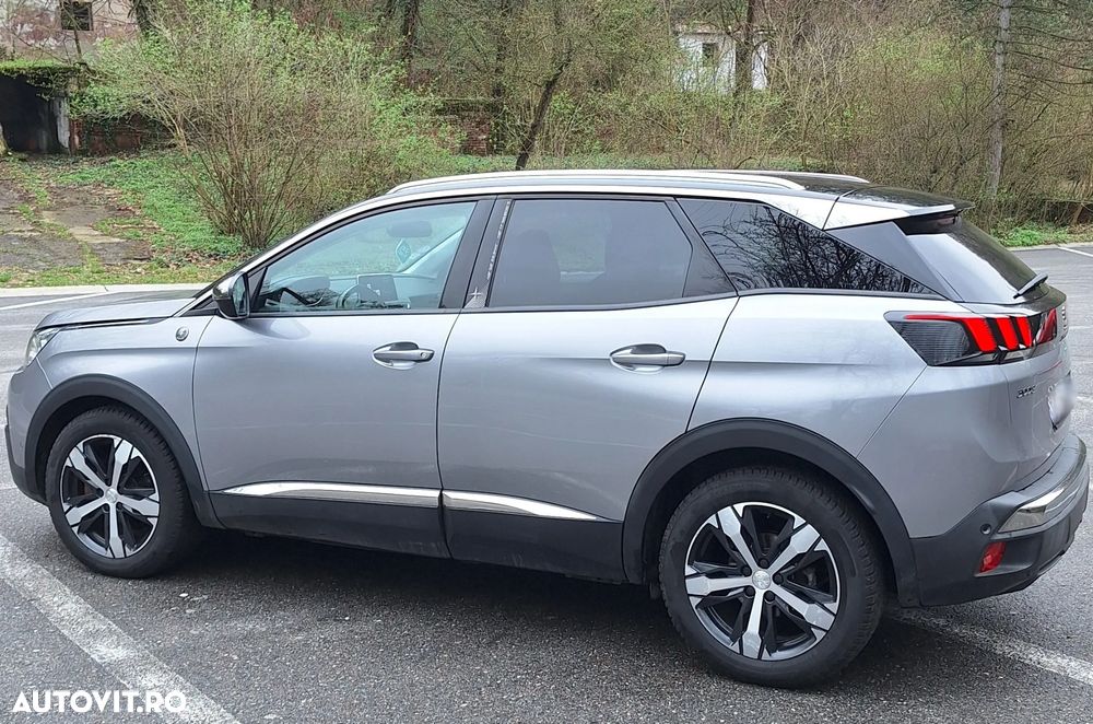 Peugeot 3008 1.2 PureTech Turbo S&S Allure - 6