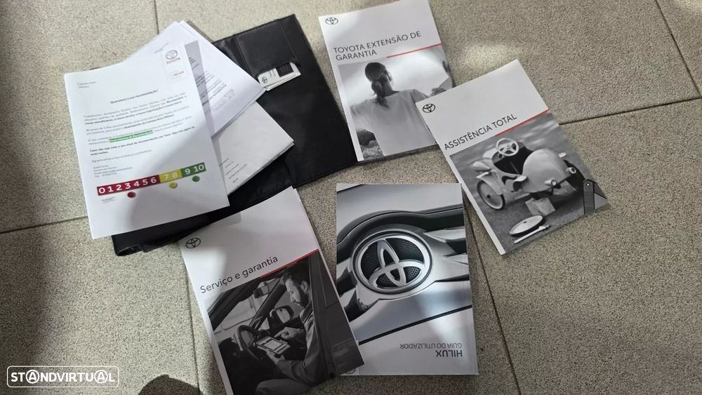 Toyota Hilux 2.8 D-4D 4WD GR Sport II - 57