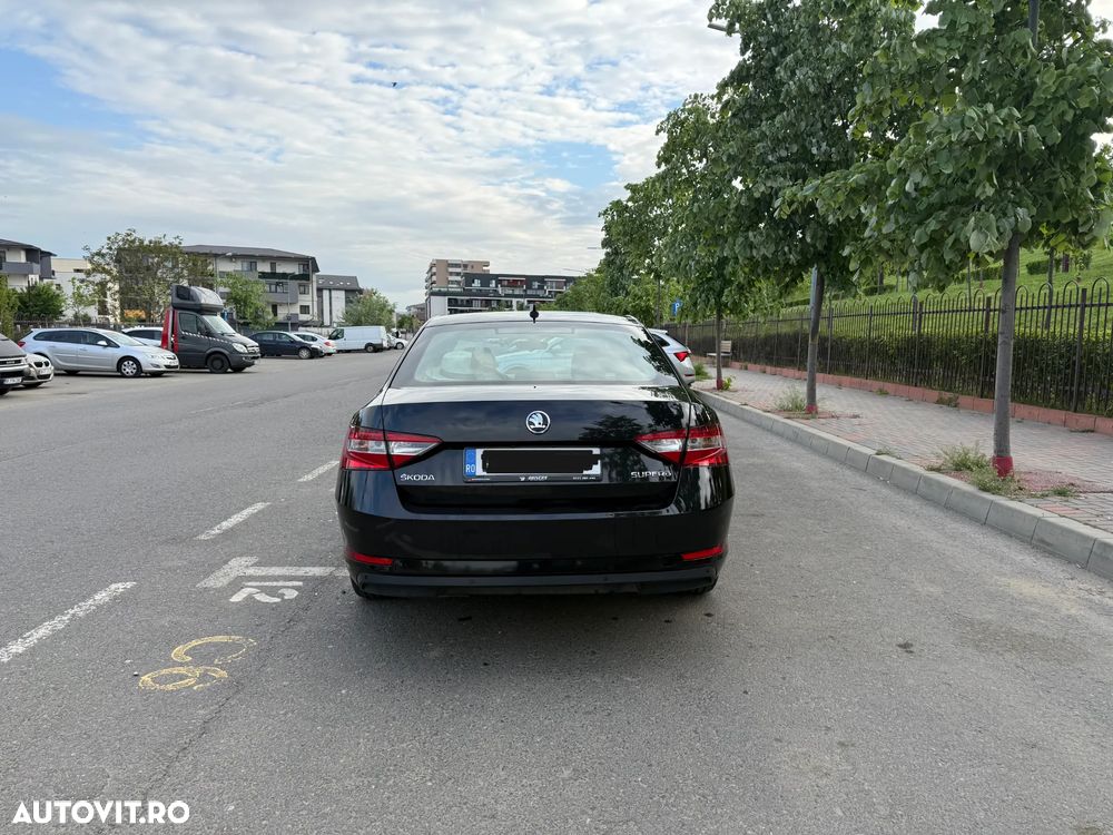 Skoda Superb 1.6 TDI DSG Active - 4