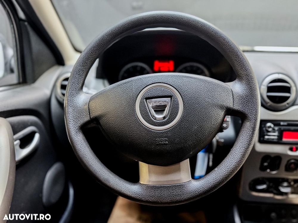 Dacia Duster dCi 110 FAP 4x2 Laureate - 8