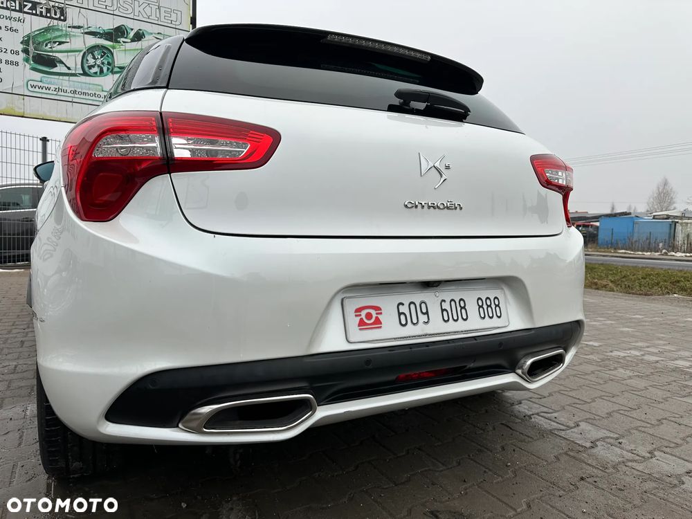 Citroën DS5 e-HDi 115 EGS6 SoChic - 11