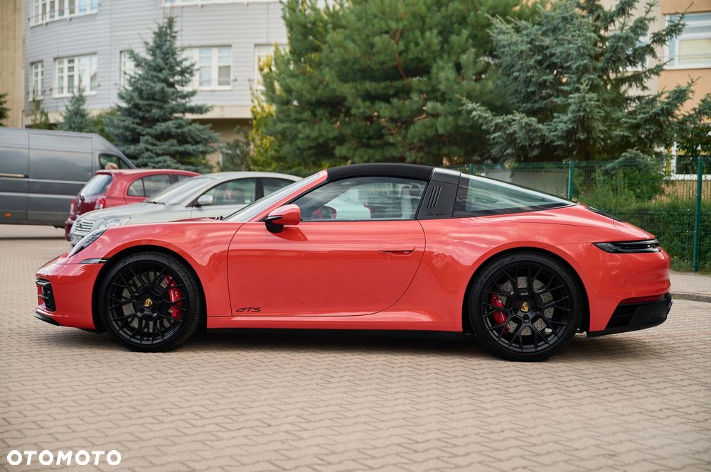 Porsche 911 Targa 4 GTS - 7