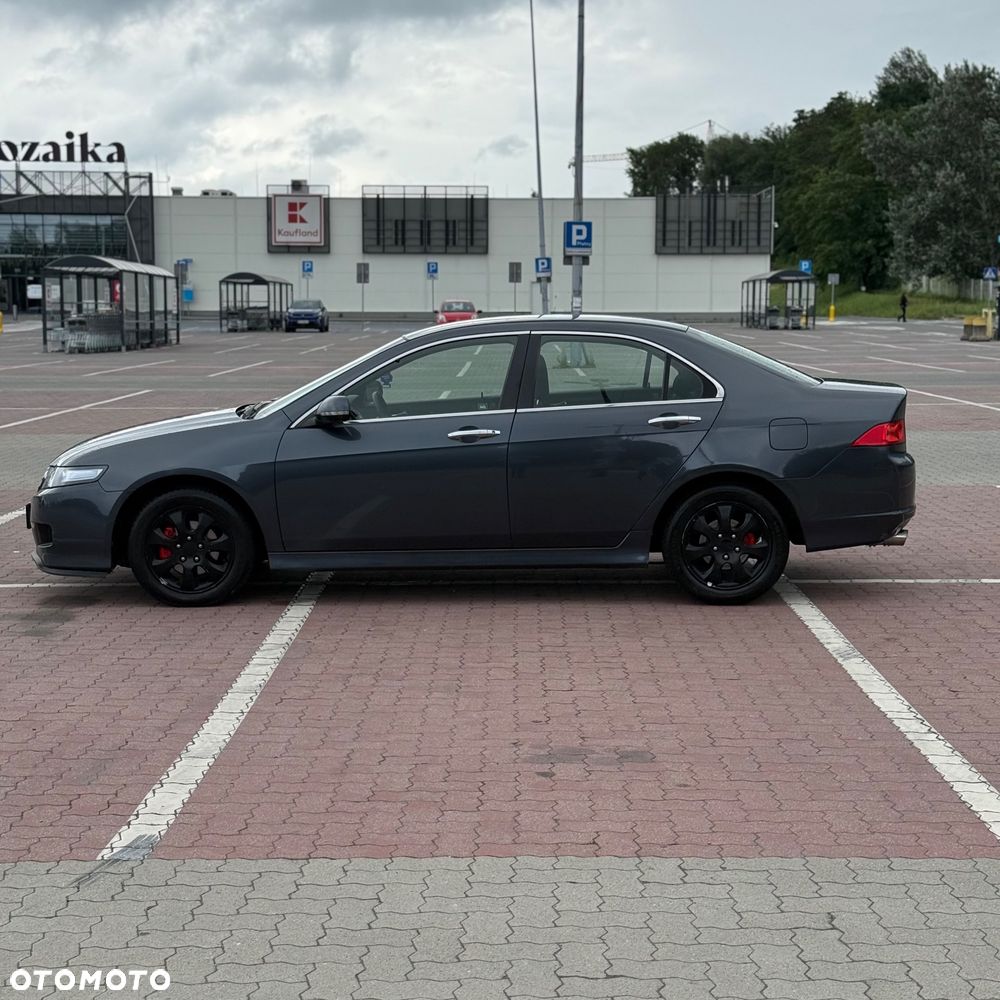 Honda Accord 2.0 Executive - 7