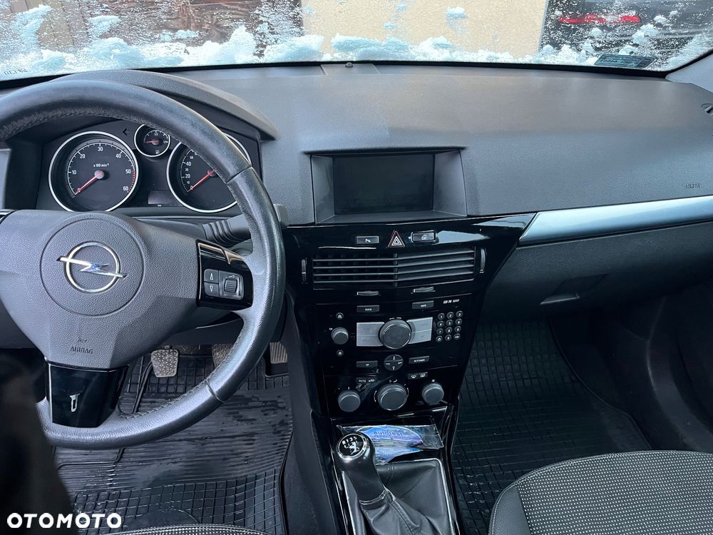 Opel Astra 1.7 CDTI DPF - 9