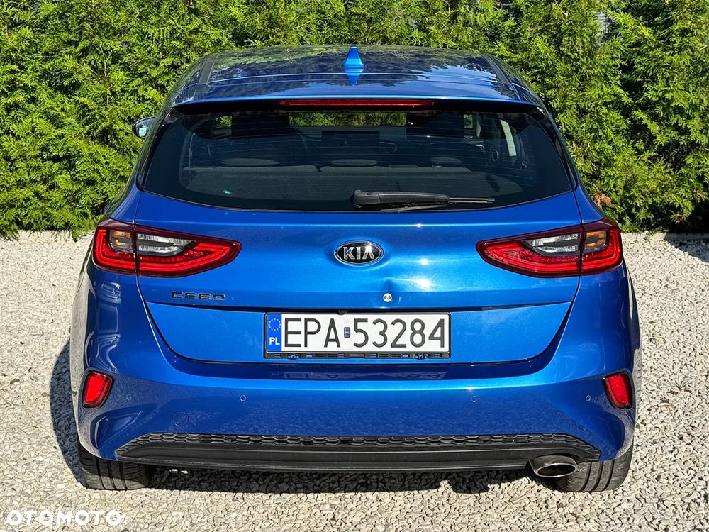 Kia Ceed 1.4 T-GDI DCT OPF Platinum Edition - 12