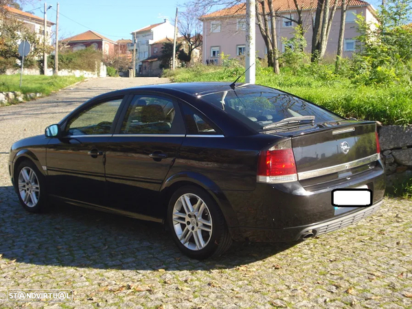 Opel Vectra GTS 2.2 DTi