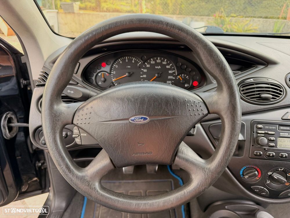 Ford Focus 1.4 Comfort - 23