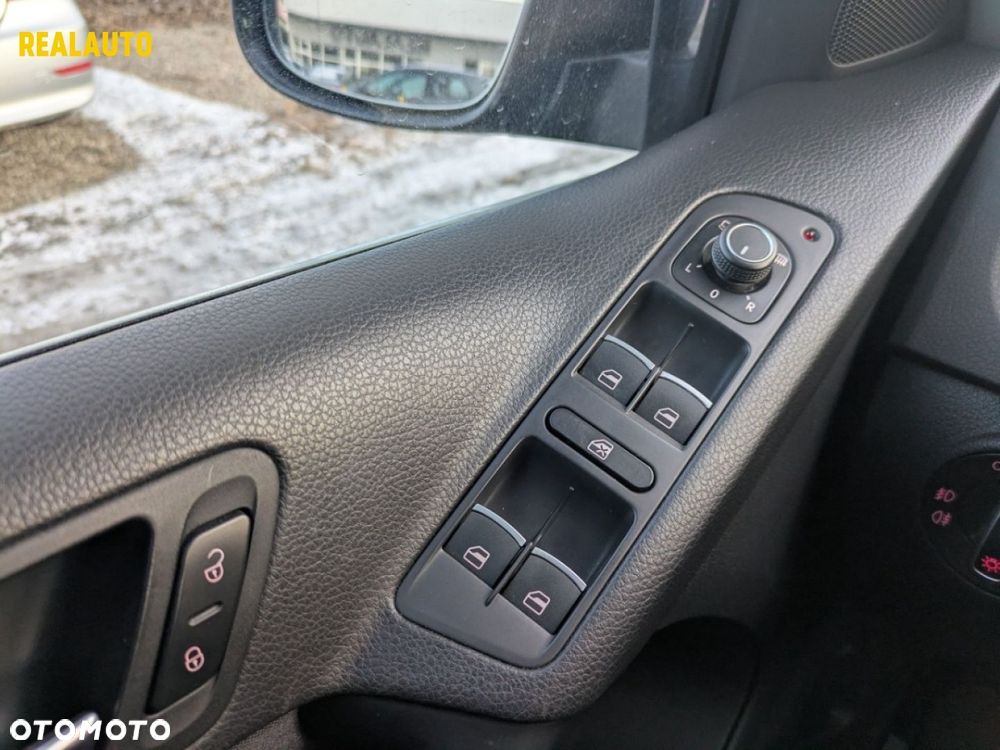 Volkswagen Tiguan - 14