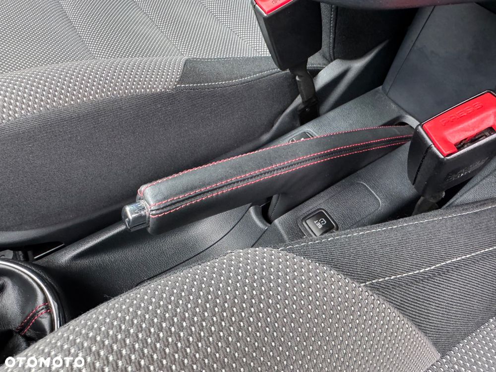 Skoda Roomster 1.2 TSI Noire - 17