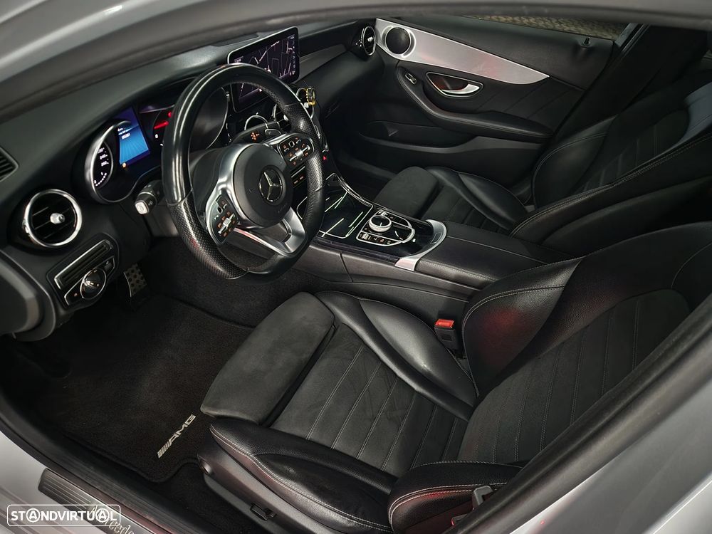 Mercedes-Benz C 220 d AMG Line — fotografia 6