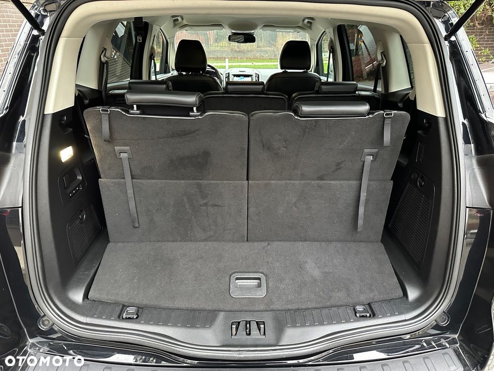 Ford S-Max 2.0 EcoBlue Titanium - 24