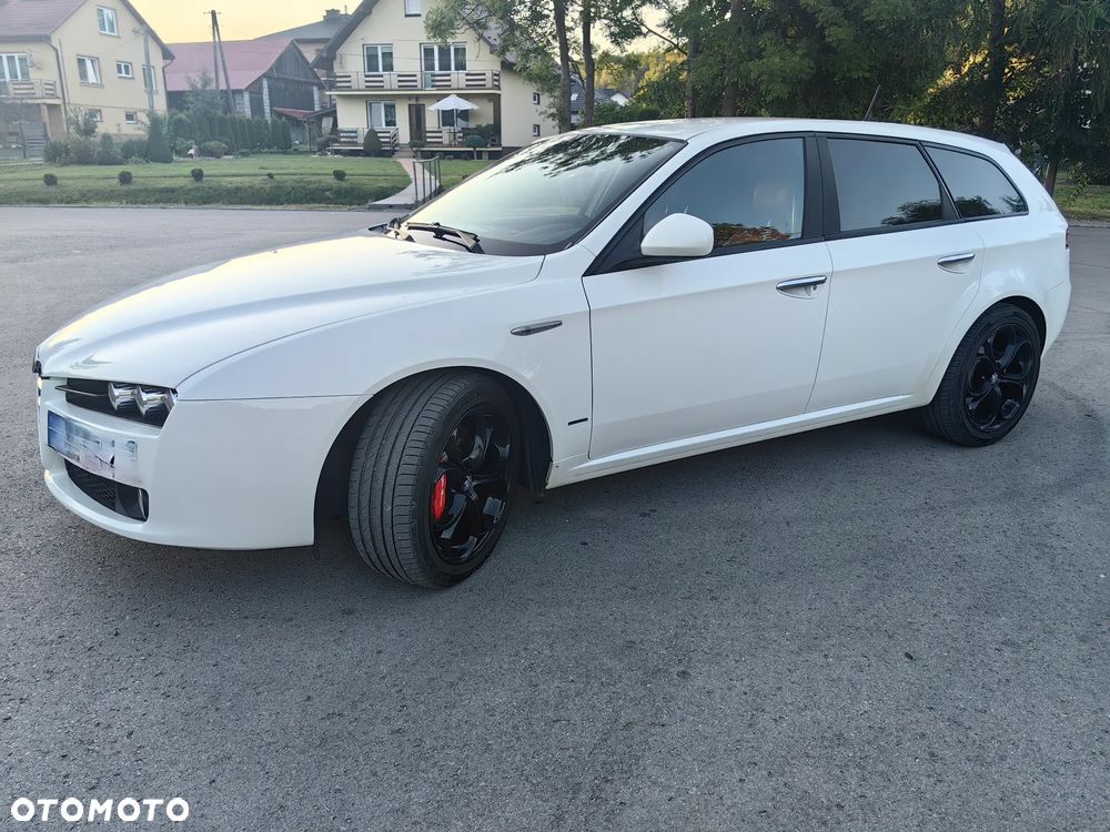 Alfa Romeo 159 - 2