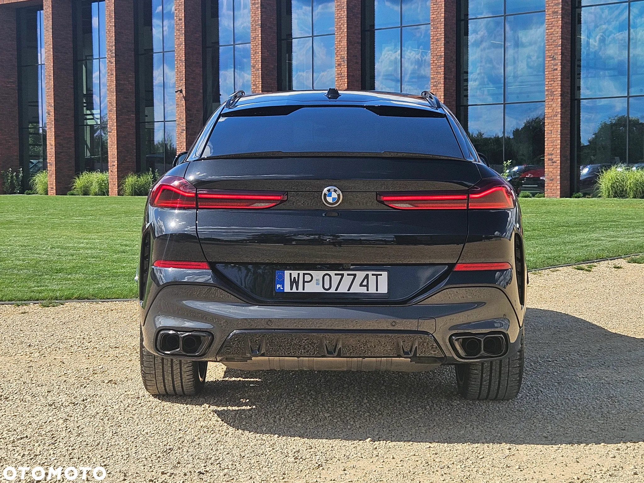 BMW X6 M50i - 7