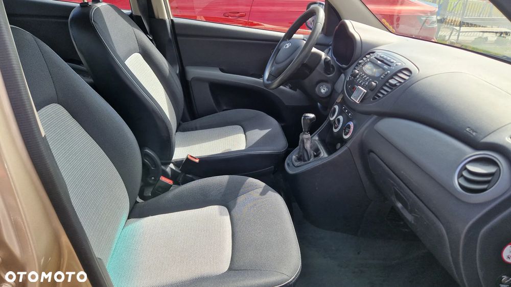 Hyundai i10 1.1 Comfort - 6