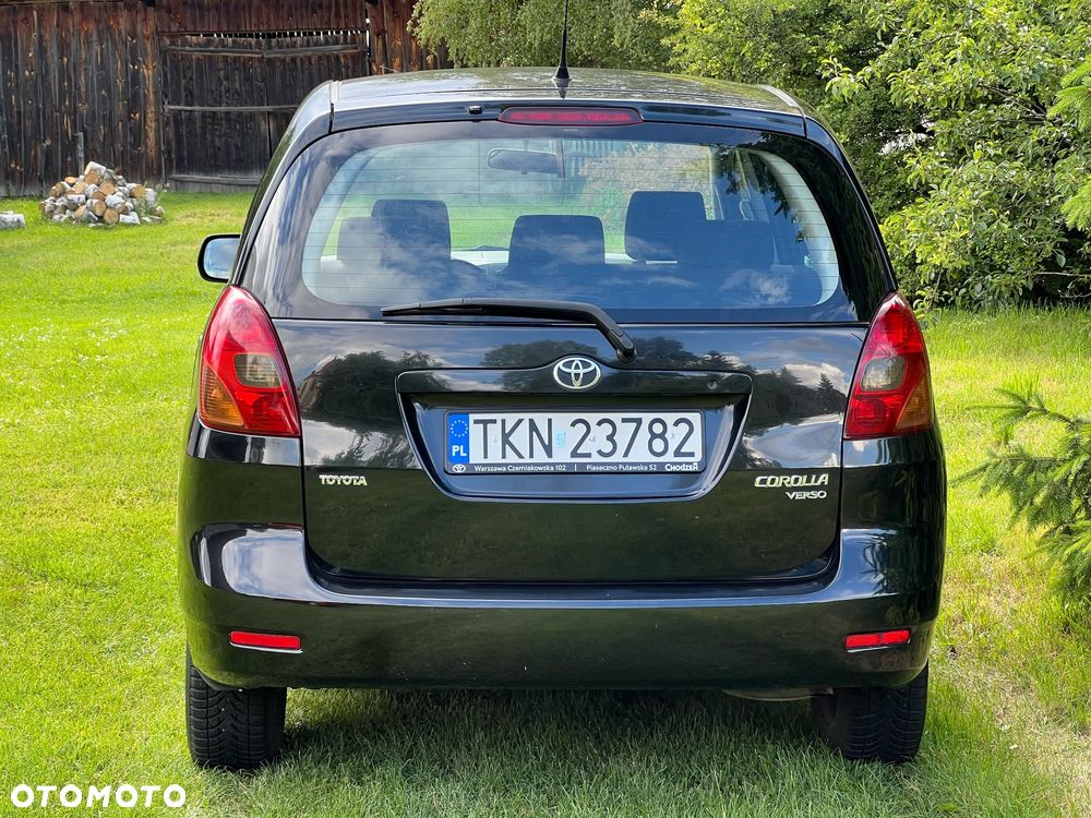 Toyota Corolla Verso 2.0 D-4D Sol - 4