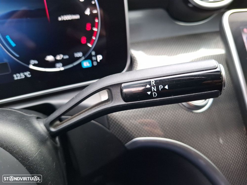 Mercedes-Benz C 300 de AMG Line - 16