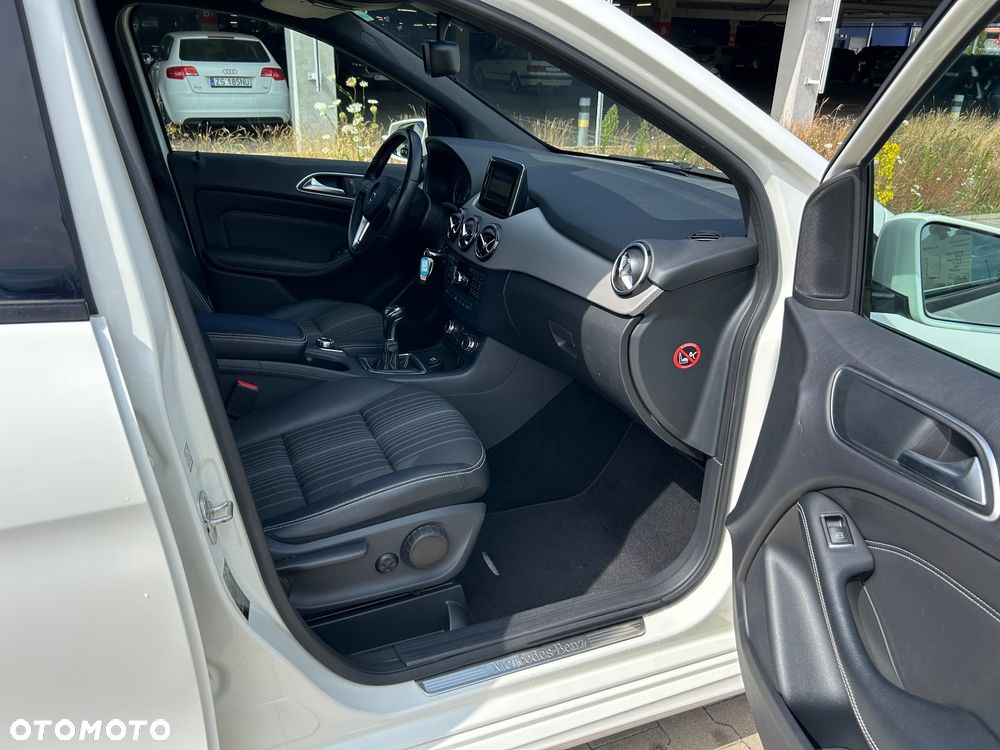 Mercedes-Benz Klasa B 180 CDI - 20