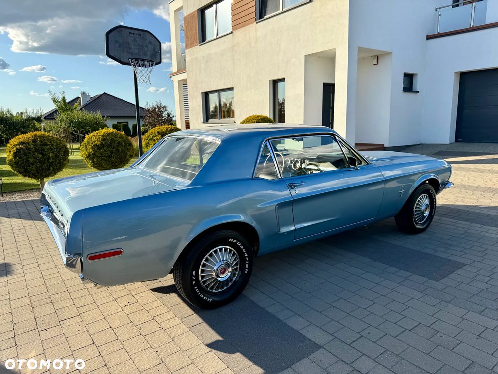 Ford Mustang - 18