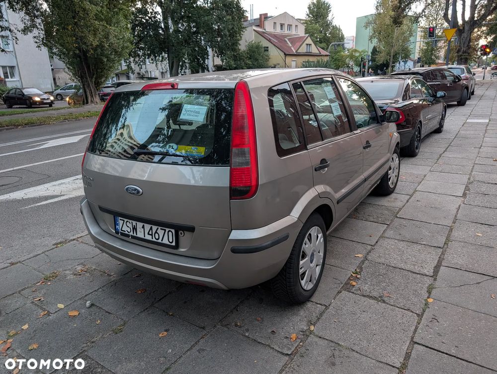 Ford Fusion 1.6 Trend - 4