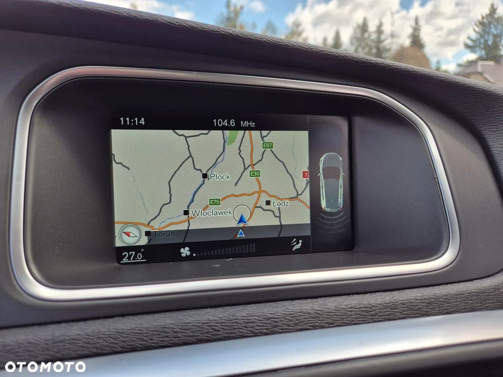 Volvo V40 D2 Momentum - 38