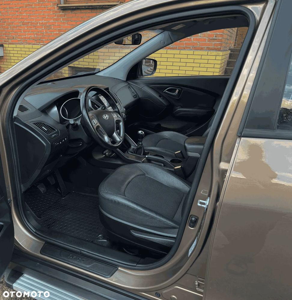 Hyundai ix35 1.6 2WD Fifa World Cup Edition - 14