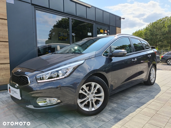 Kia Ceed 1.6 CRDi 128 SW Platinum Edition