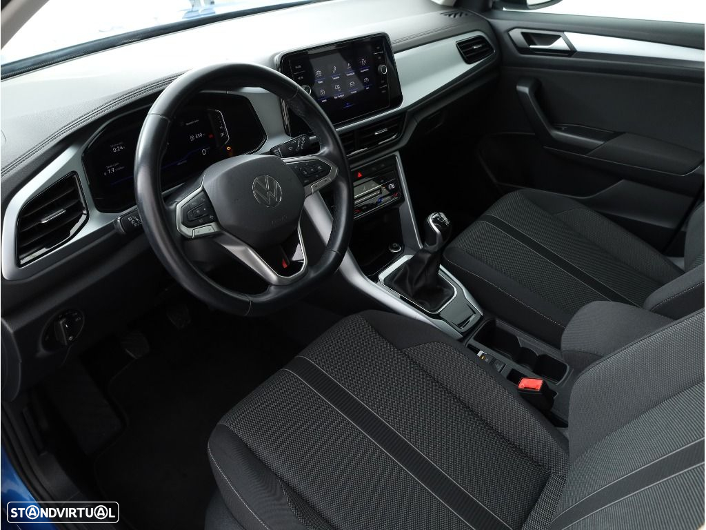 VW T-Roc 1.0 TSI Life - 24
