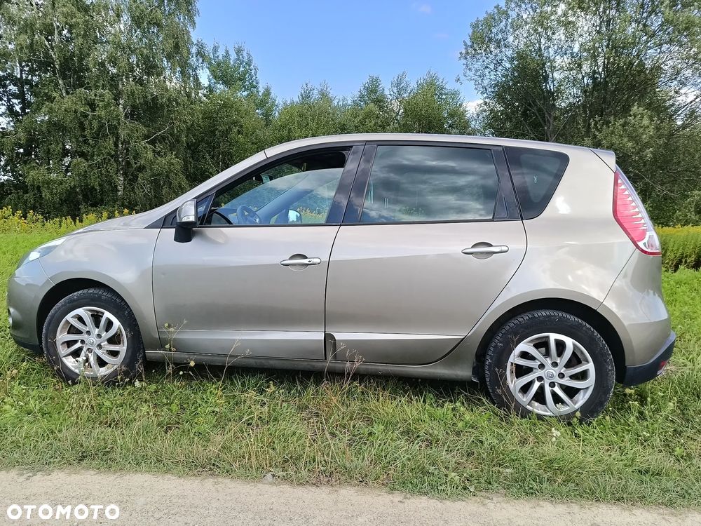 Renault Scenic 2010 photo 3