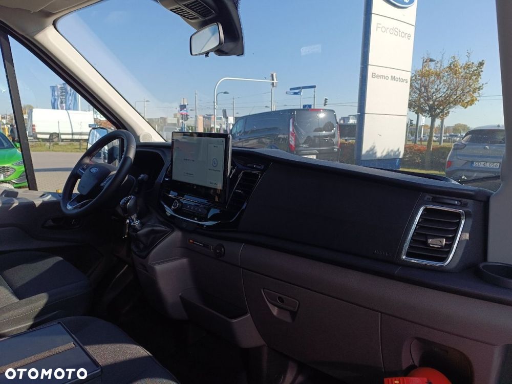 Ford Transit - 19
