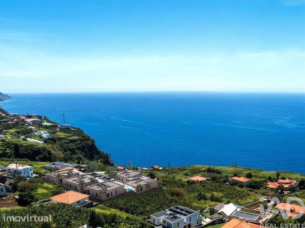 Casa / Villa T3 em Estreito da Calheta de 260,00 m2 - Grande imagem: 5/15