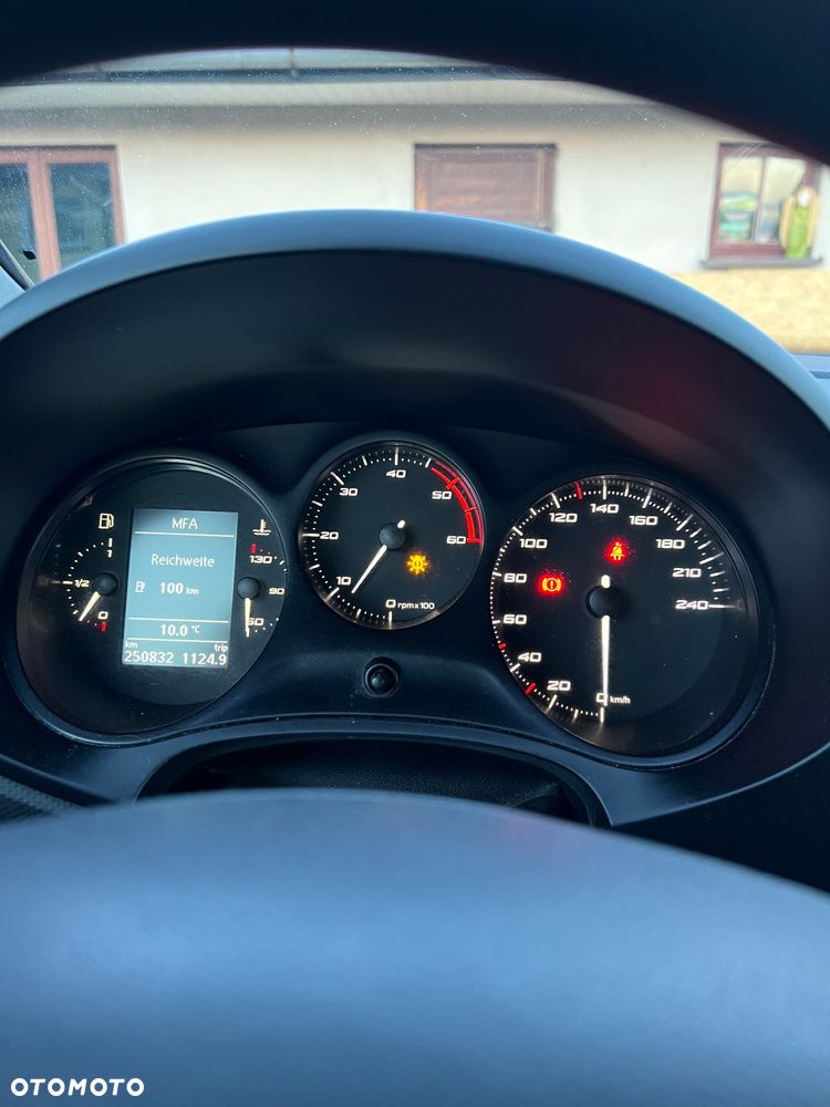 Seat Leon 1.6 TDI DPF Ecomotive Style - 6