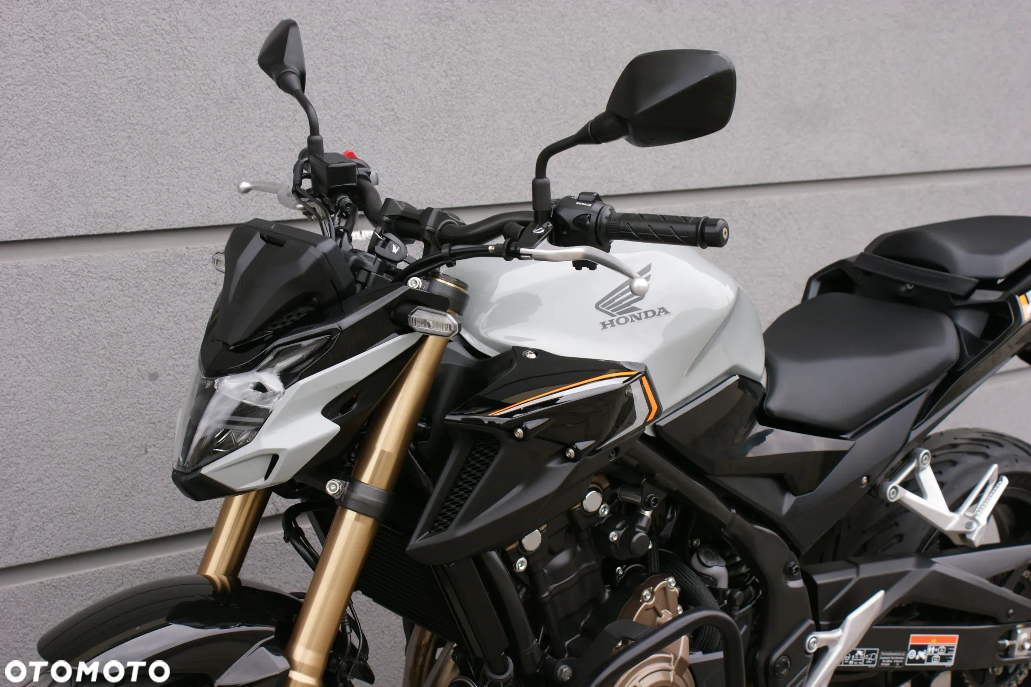 Honda CB - 11