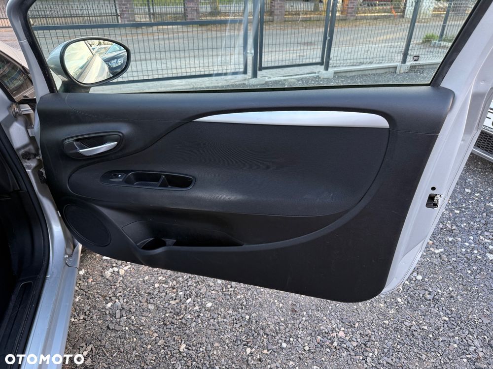 Fiat Punto 1.2 Easy - 12