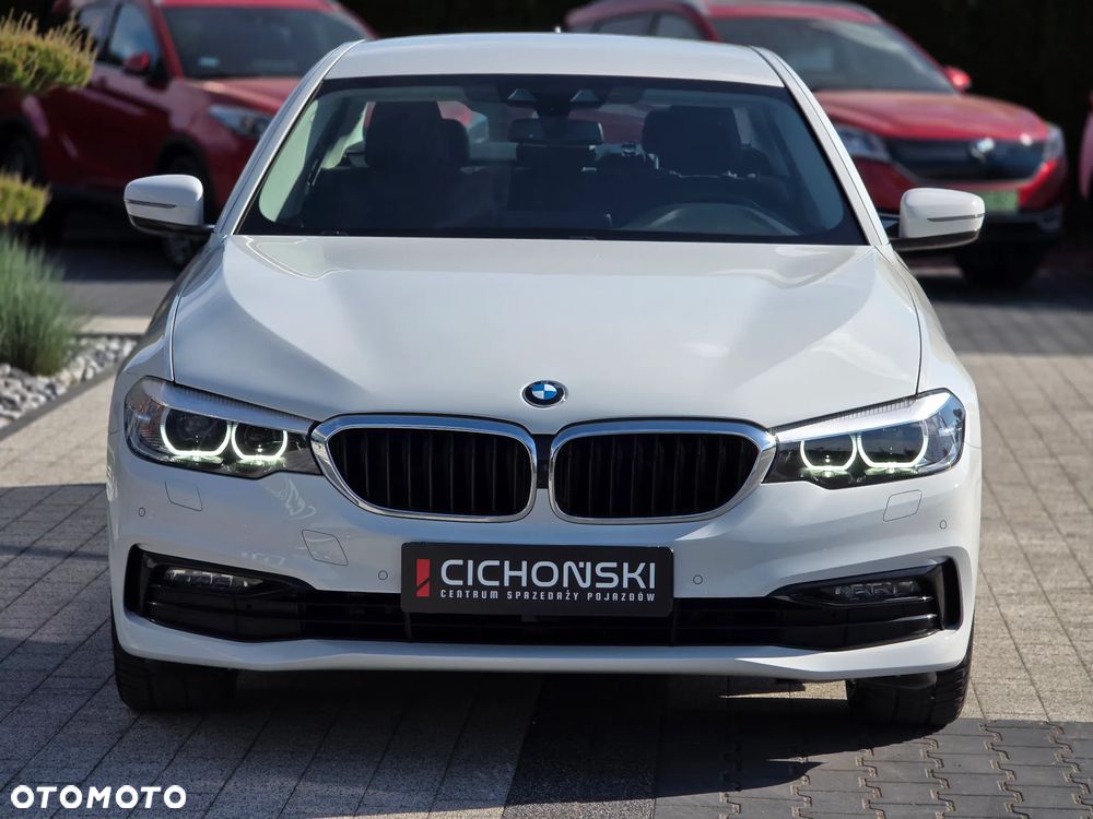 BMW Seria 5 530e iPerformance xDrive Sport Line sport - 35